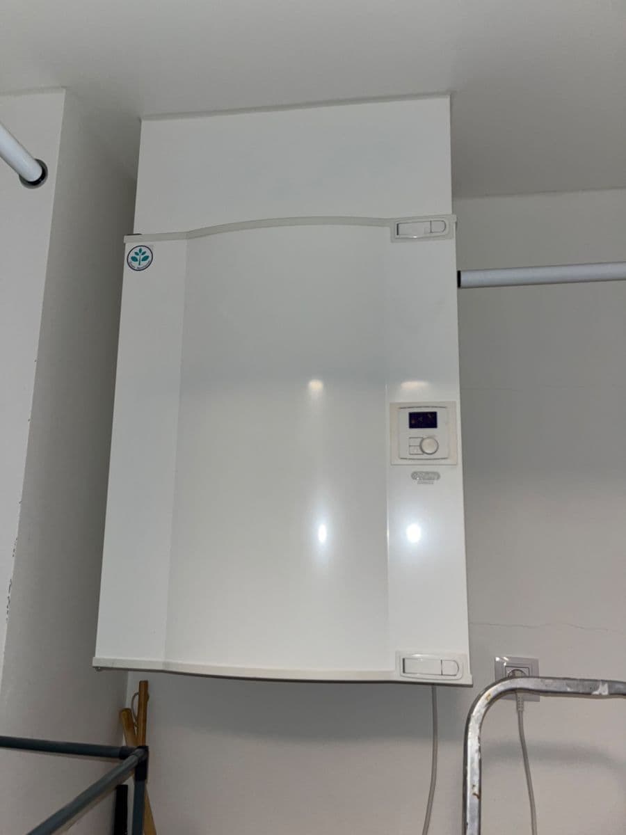 2 bedroom with open-plan kitchen flat to rent, 76 m², Bolevecká, Prague, Prague 2 bedroom with open-plan kitchen flat to rent, 76 m², Bolevecká, Prague, Prague