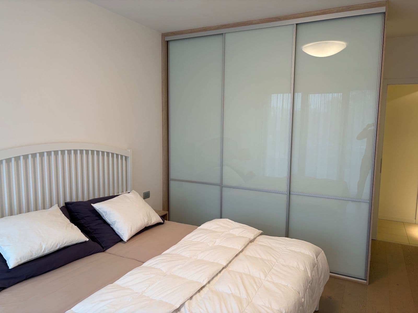 1 bedroom with open-plan kitchen flat to rent, 64 m², Menclova, Prague, Prague 1 bedroom with open-plan kitchen flat to rent, 64 m², Menclova, Prague, Prague