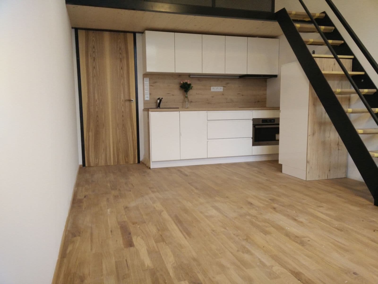 1 bedroom with open-plan kitchen flat to rent, 54 m², Ambrožova, Prague, Prague 1 bedroom with open-plan kitchen flat to rent, 54 m², Ambrožova, Prague, Prague
