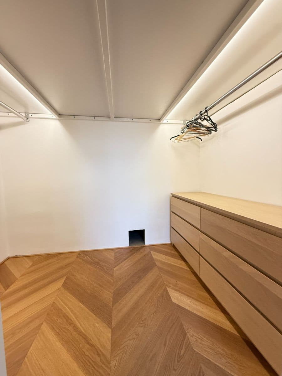 1 bedroom with open-plan kitchen flat to rent, 46 m², 28. pluku, Prague, Prague 1 bedroom with open-plan kitchen flat to rent, 46 m², 28. pluku, Prague, Prague