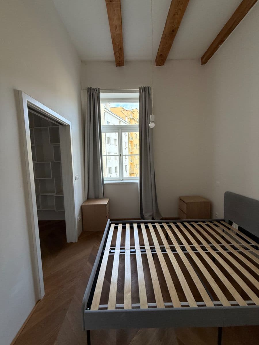 1 bedroom with open-plan kitchen flat to rent, 46 m², 28. pluku, Prague, Prague 1 bedroom with open-plan kitchen flat to rent, 46 m², 28. pluku, Prague, Prague
