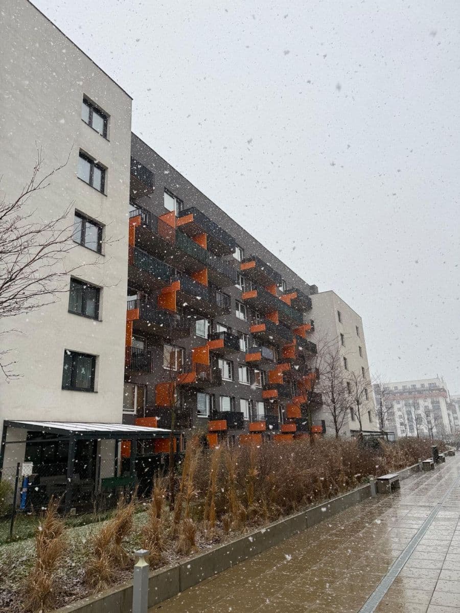 Studio flat to rent, 33 m², Strnadových, Prague, Prague Studio flat to rent, 33 m², Strnadových, Prague, Prague