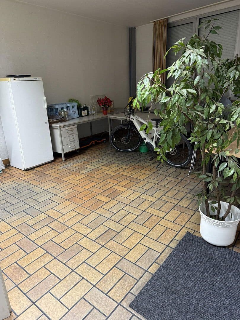 non-residential property to rent, 1,248 m², Oberste Kamp 7, Velbert, North Rhine-Westphalia non-residential property to rent, 1,248 m², Oberste Kamp 7, Velbert, North Rhine-Westphalia