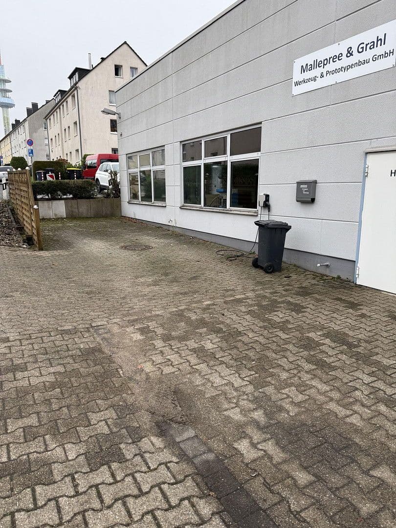 non-residential property to rent, 1,248 m², Oberste Kamp 7, Velbert, North Rhine-Westphalia non-residential property to rent, 1,248 m², Oberste Kamp 7, Velbert, North Rhine-Westphalia