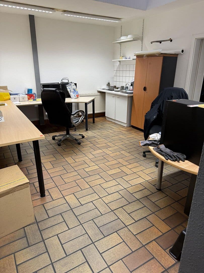 non-residential property to rent, 1,248 m², Oberste Kamp 7, Velbert, North Rhine-Westphalia non-residential property to rent, 1,248 m², Oberste Kamp 7, Velbert, North Rhine-Westphalia