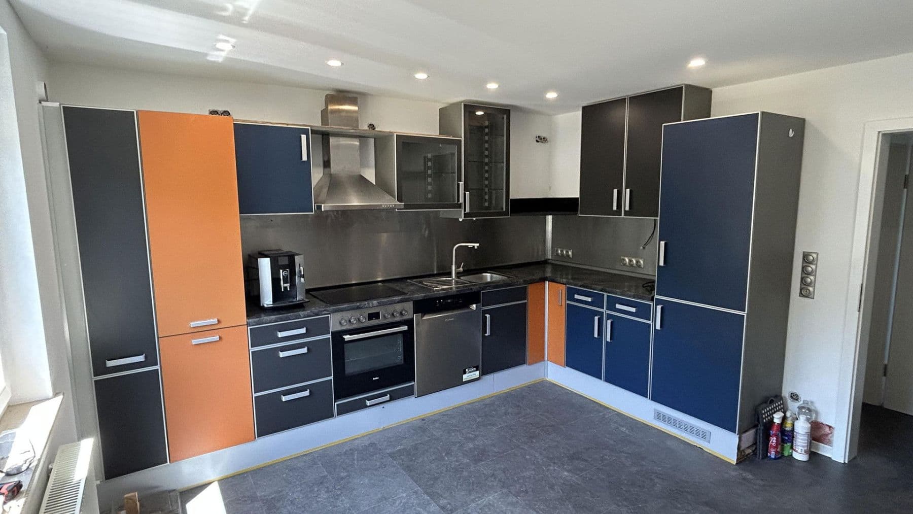 2 bedroom with open-plan kitchen flat to rent, 82 m², Oberasbach, Bavaria 2 bedroom with open-plan kitchen flat to rent, 82 m², Oberasbach, Bavaria