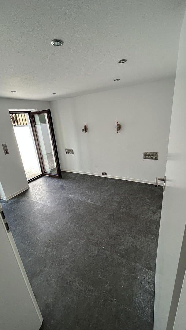 2 bedroom with open-plan kitchen flat to rent, 82 m², Oberasbach, Bavaria 2 bedroom with open-plan kitchen flat to rent, 82 m², Oberasbach, Bavaria