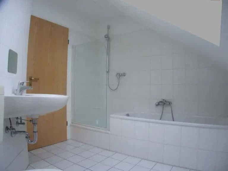 2 bedroom with open-plan kitchen flat to rent, 81 m², Sterkrader Straße 248, Dinslaken, North Rhine-Westphalia 2 bedroom with open-plan kitchen flat to rent, 81 m², Sterkrader Straße 248, Dinslaken, North Rhine-Westphalia