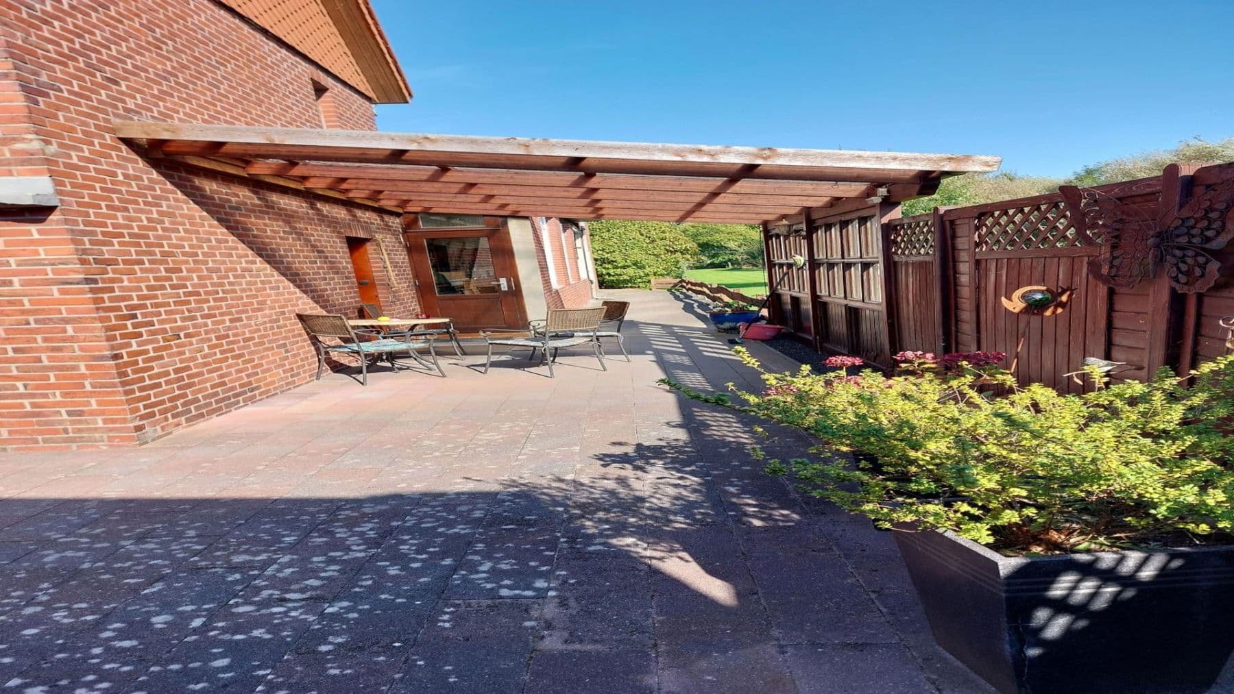 non-residential property for sale, 2,609 m², Deichstrasse 110, Nordenham, Lower Saxony non-residential property for sale, 2,609 m², Deichstrasse 110, Nordenham, Lower Saxony