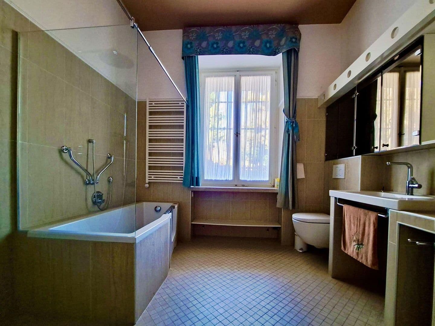 house for sale, 872 m², Sankt Veit an der Glan, Carinthia house for sale, 872 m², Sankt Veit an der Glan, Carinthia