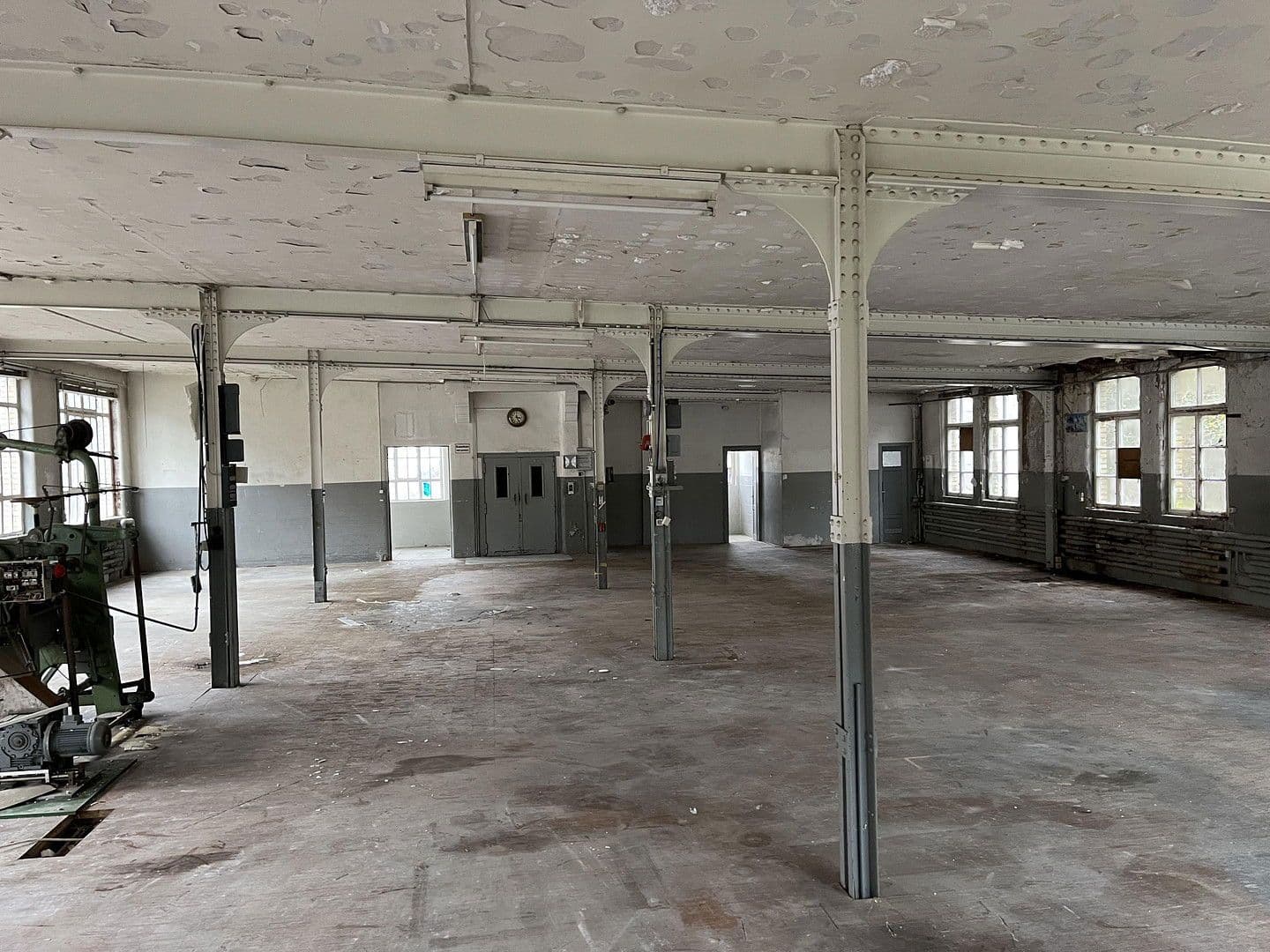 non-residential property for sale, 2,763 m², Schiltachstraße 61 + 59, Schramberg, Baden-Württemberg non-residential property for sale, 2,763 m², Schiltachstraße 61 + 59, Schramberg, Baden-Württemberg