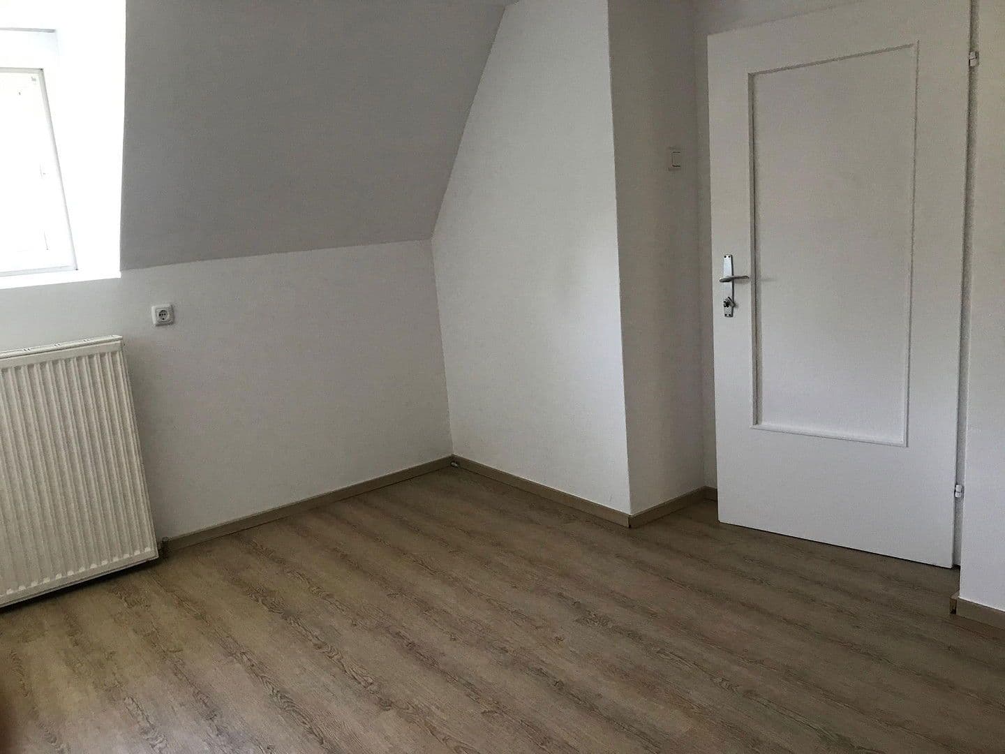 2 bedroom with open-plan kitchen flat to rent, 77 m², Traun - St. Martin, Upper Austria 2 bedroom with open-plan kitchen flat to rent, 77 m², Traun - St. Martin, Upper Austria