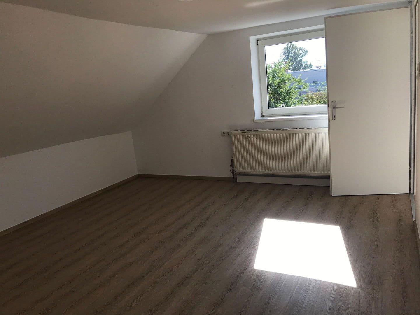 2 bedroom with open-plan kitchen flat to rent, 77 m², Traun - St. Martin, Upper Austria 2 bedroom with open-plan kitchen flat to rent, 77 m², Traun - St. Martin, Upper Austria