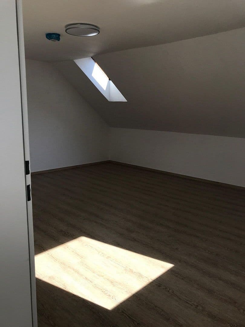 2 bedroom with open-plan kitchen flat to rent, 77 m², Traun - St. Martin, Upper Austria 2 bedroom with open-plan kitchen flat to rent, 77 m², Traun - St. Martin, Upper Austria