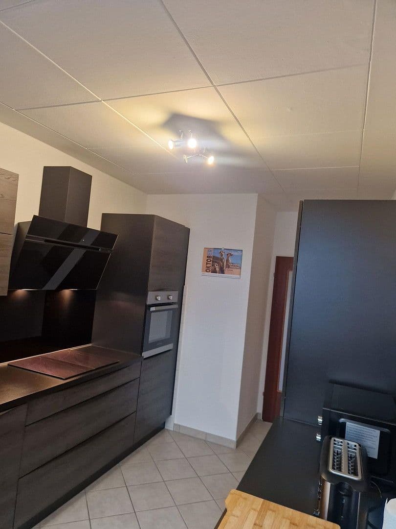 2 bedroom with open-plan kitchen flat to rent, 83 m², Höhenweg 35, Oberhausen, North Rhine-Westphalia 2 bedroom with open-plan kitchen flat to rent, 83 m², Höhenweg 35, Oberhausen, North Rhine-Westphalia