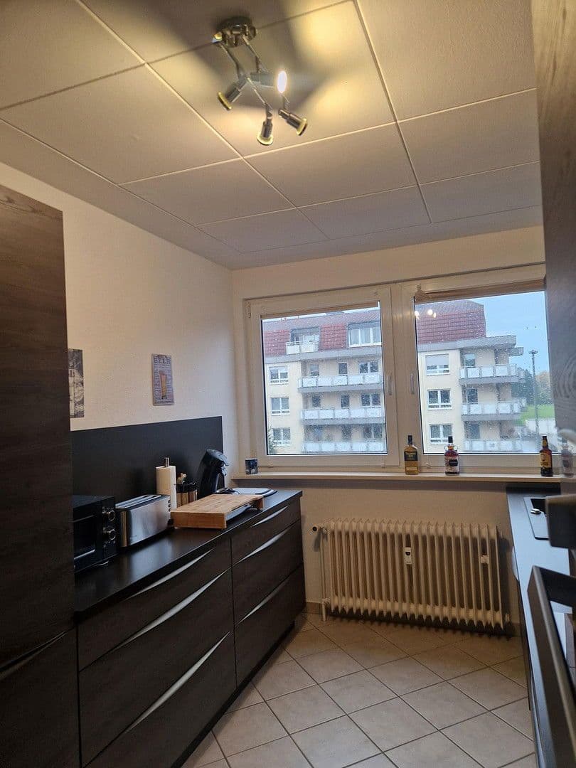 2 bedroom with open-plan kitchen flat to rent, 83 m², Höhenweg 35, Oberhausen, North Rhine-Westphalia 2 bedroom with open-plan kitchen flat to rent, 83 m², Höhenweg 35, Oberhausen, North Rhine-Westphalia