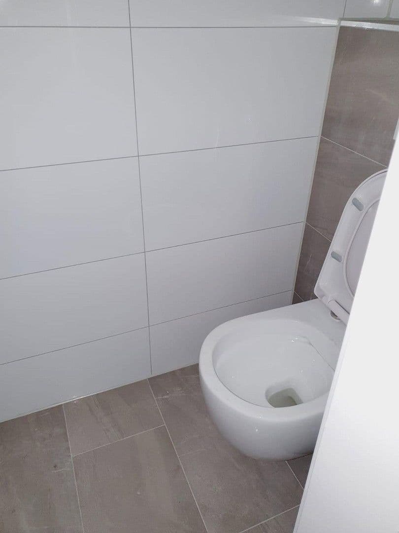 2 bedroom with open-plan kitchen flat to rent, 83 m², Höhenweg 35, Oberhausen, North Rhine-Westphalia 2 bedroom with open-plan kitchen flat to rent, 83 m², Höhenweg 35, Oberhausen, North Rhine-Westphalia