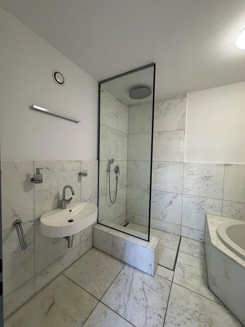 office to rent, 315 m², Münchener Straße 113, Ingolstadt, Bavaria office to rent, 315 m², Münchener Straße 113, Ingolstadt, Bavaria