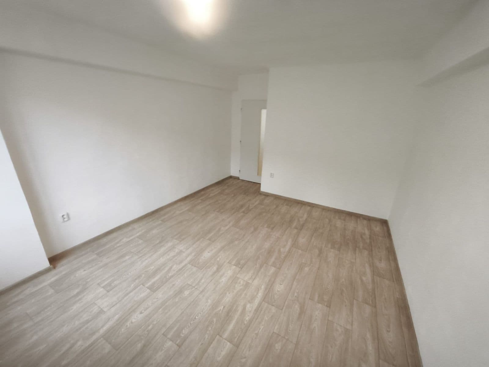 2 bedroom with open-plan kitchen flat to rent, 69 m², Alfonse Muchy, Nymburk, Středočeský Region 2 bedroom with open-plan kitchen flat to rent, 69 m², Alfonse Muchy, Nymburk, Středočeský Region