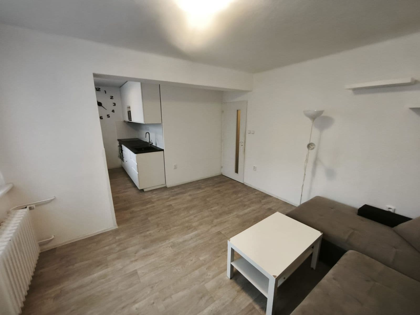 2 bedroom with open-plan kitchen flat to rent, 69 m², Alfonse Muchy, Nymburk, Středočeský Region 2 bedroom with open-plan kitchen flat to rent, 69 m², Alfonse Muchy, Nymburk, Středočeský Region