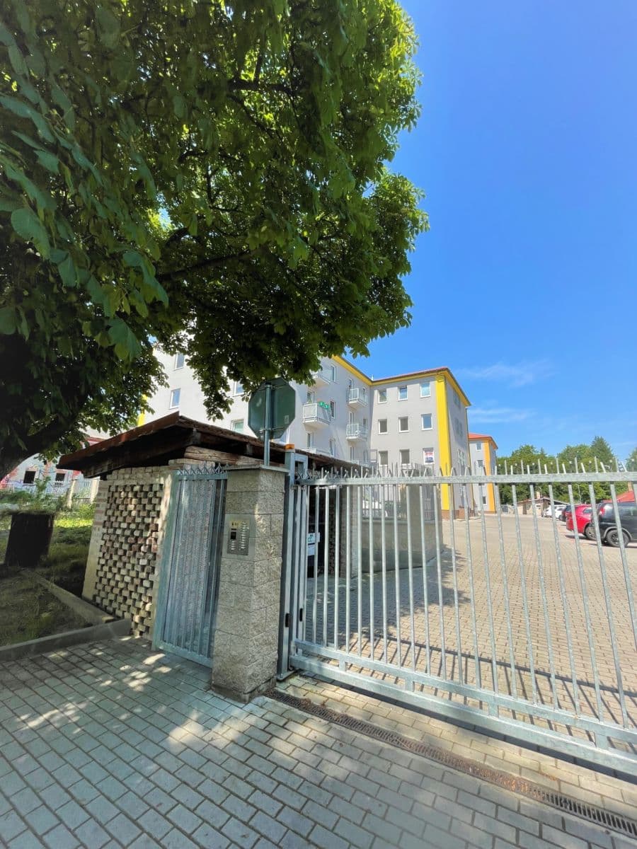 2 bedroom with open-plan kitchen flat to rent, 80 m², Rakouská, Milovice, Středočeský Region 2 bedroom with open-plan kitchen flat to rent, 80 m², Rakouská, Milovice, Středočeský Region