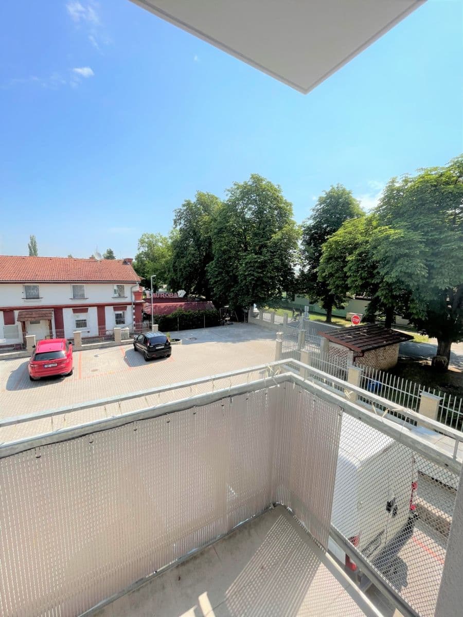 2 bedroom with open-plan kitchen flat to rent, 80 m², Rakouská, Milovice, Středočeský Region 2 bedroom with open-plan kitchen flat to rent, 80 m², Rakouská, Milovice, Středočeský Region