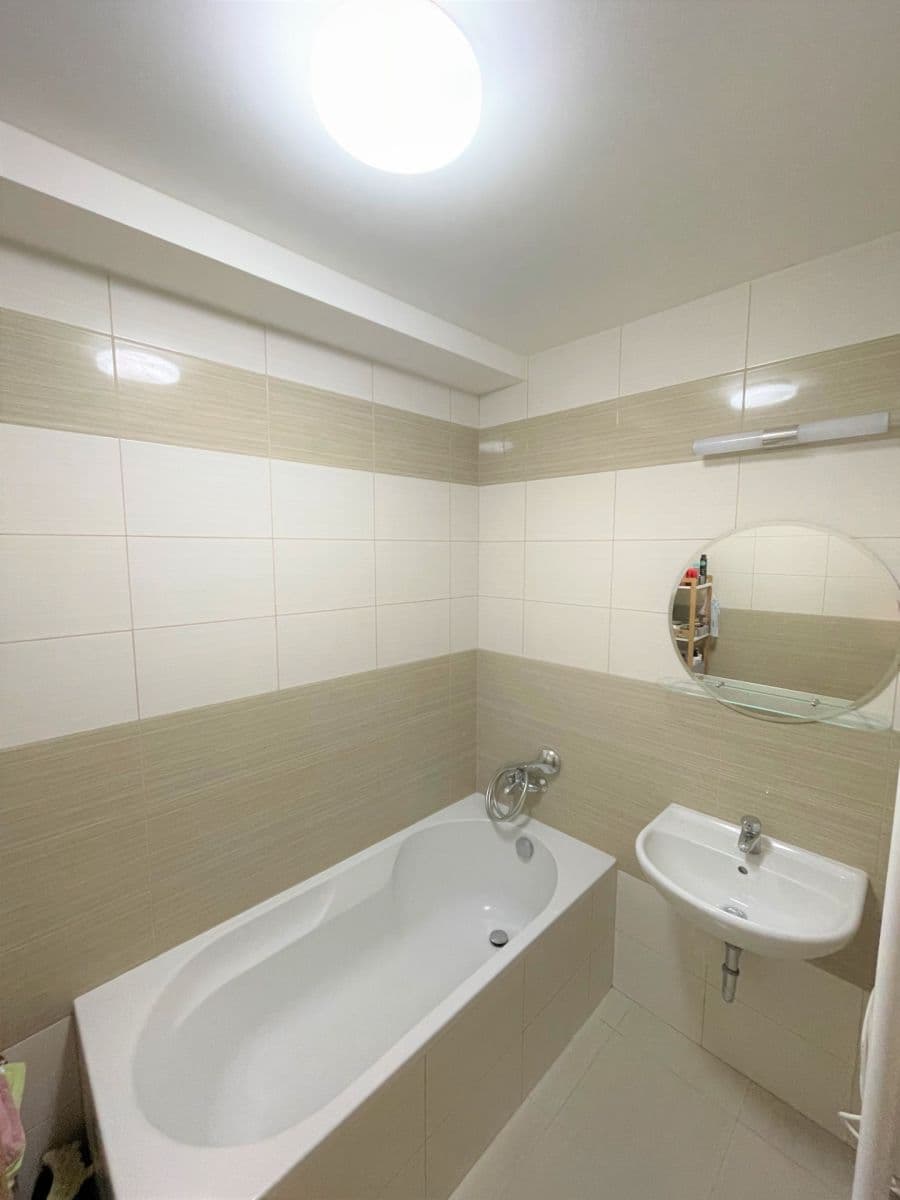 2 bedroom with open-plan kitchen flat to rent, 80 m², Rakouská, Milovice, Středočeský Region 2 bedroom with open-plan kitchen flat to rent, 80 m², Rakouská, Milovice, Středočeský Region