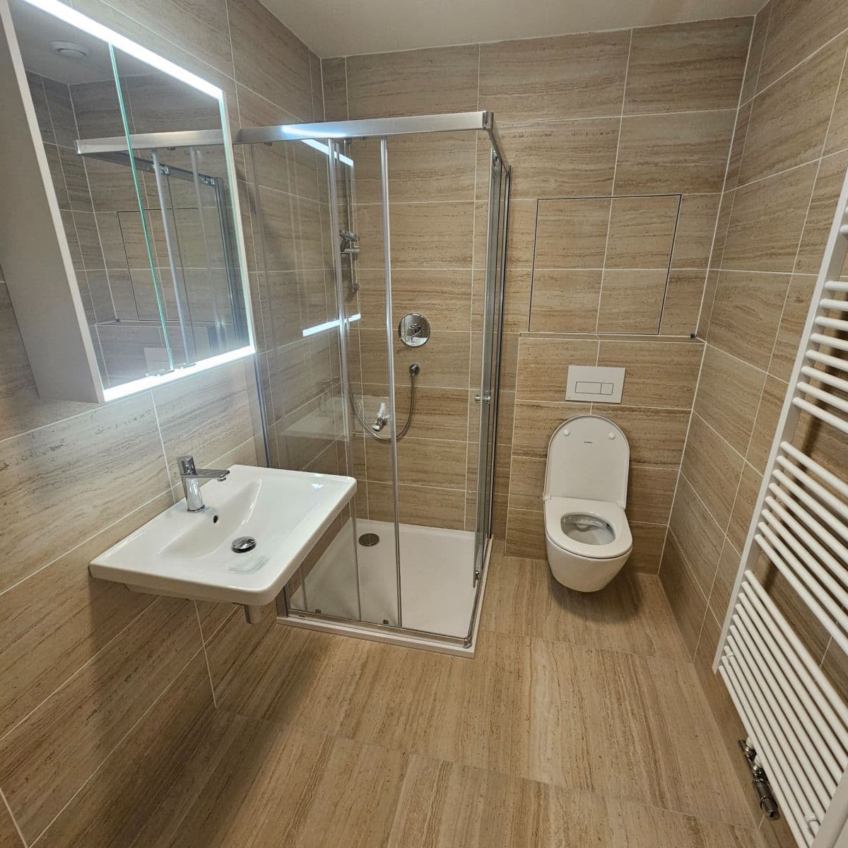 1 bedroom with open-plan kitchen flat to rent, 59 m², Ghegova, Brno, Jihomoravský Region 1 bedroom with open-plan kitchen flat to rent, 59 m², Ghegova, Brno, Jihomoravský Region