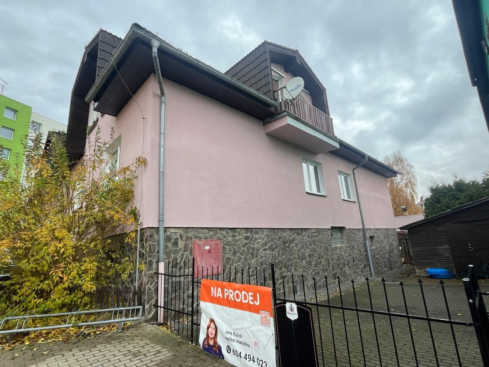 2 bedroom with open-plan kitchen flat to rent, 75 m², Na Výšině, Havlíčkův Brod, Vysočina Region 2 bedroom with open-plan kitchen flat to rent, 75 m², Na Výšině, Havlíčkův Brod, Vysočina Region