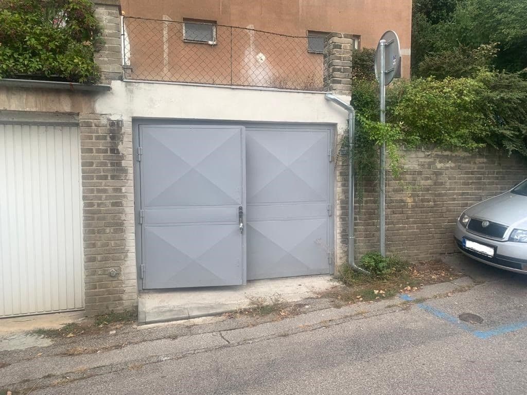 garage to rent, 15 m², Pod Děvínem, Prague, Prague garage to rent, 15 m², Pod Děvínem, Prague, Prague