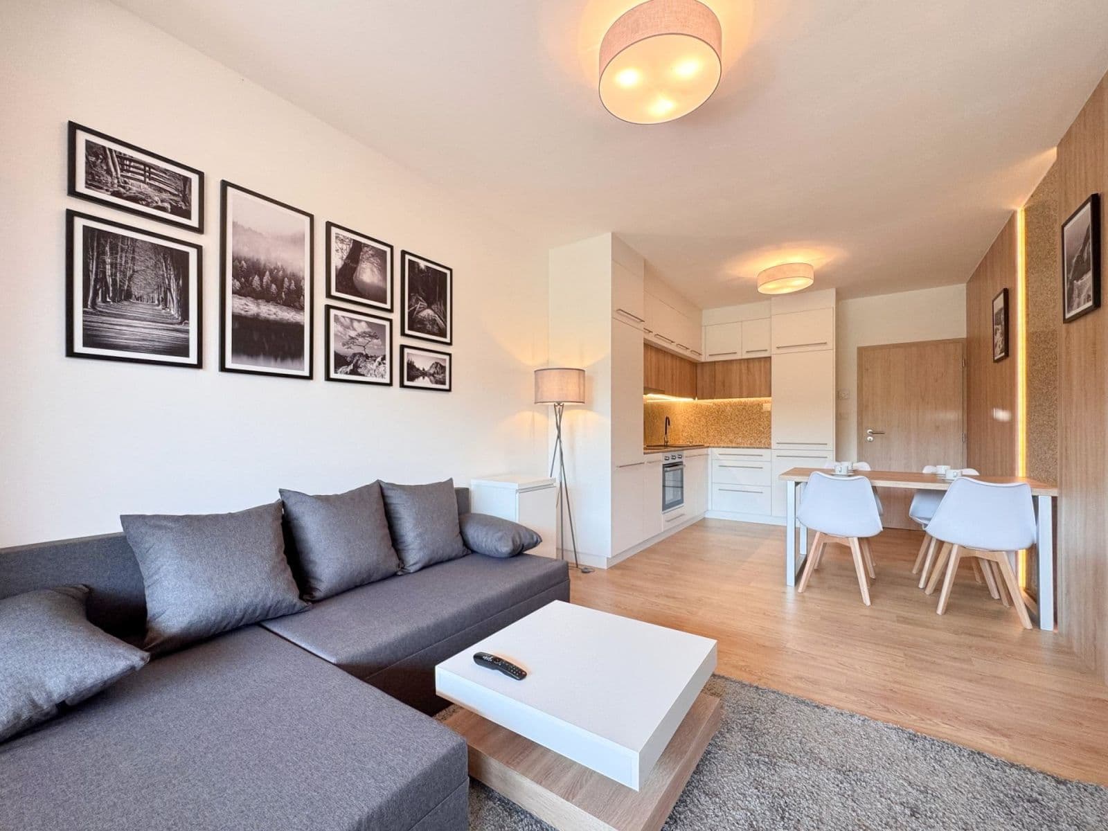 1 bedroom with open-plan kitchen flat for sale, 47 m², Lázeňská, Slaný, Středočeský Region 1 bedroom with open-plan kitchen flat for sale, 47 m², Lázeňská, Slaný, Středočeský Region