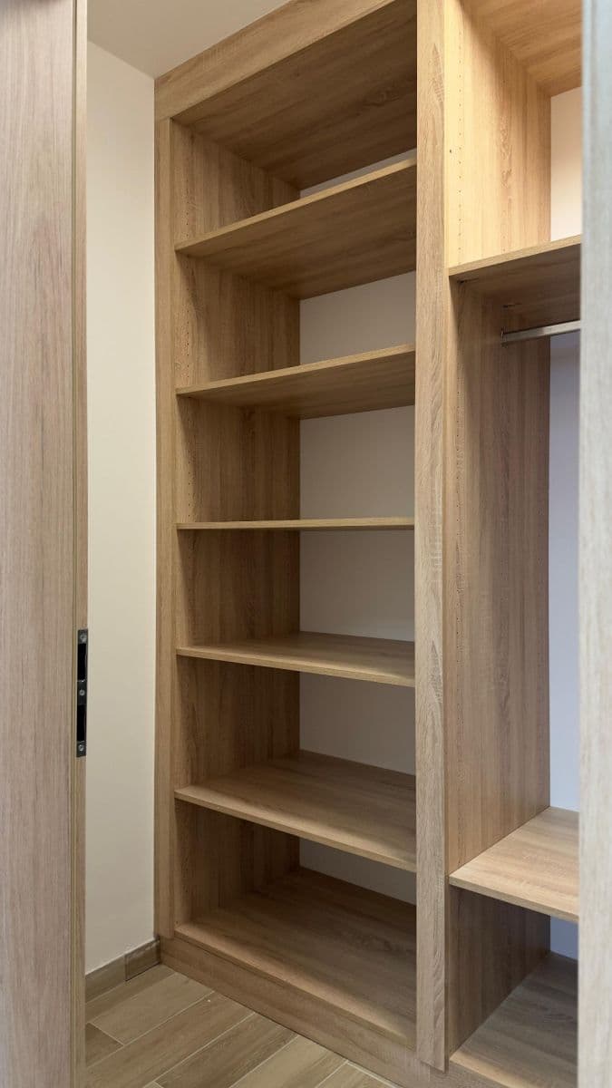 1 bedroom with open-plan kitchen flat for sale, 55 m², Lázeňská, Slaný, Středočeský Region 1 bedroom with open-plan kitchen flat for sale, 55 m², Lázeňská, Slaný, Středočeský Region