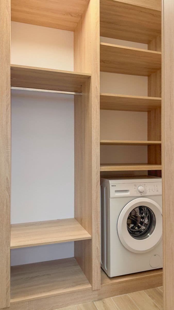 1 bedroom with open-plan kitchen flat for sale, 55 m², Lázeňská, Slaný, Středočeský Region 1 bedroom with open-plan kitchen flat for sale, 55 m², Lázeňská, Slaný, Středočeský Region