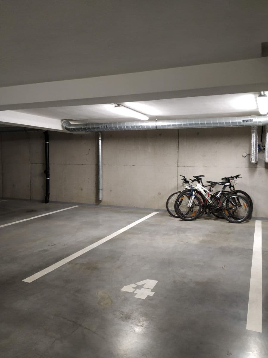 2 bedroom with open-plan kitchen flat to rent, 87 m², Menšíkova, Brno, Jihomoravský Region 2 bedroom with open-plan kitchen flat to rent, 87 m², Menšíkova, Brno, Jihomoravský Region