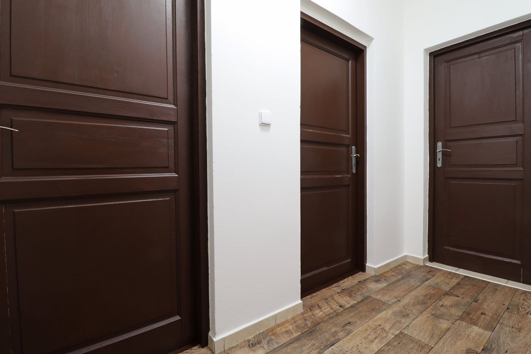 2 bedroom with open-plan kitchen flat to rent, 85 m², Jílové u Prahy, Středočeský Region 2 bedroom with open-plan kitchen flat to rent, 85 m², Jílové u Prahy, Středočeský Region