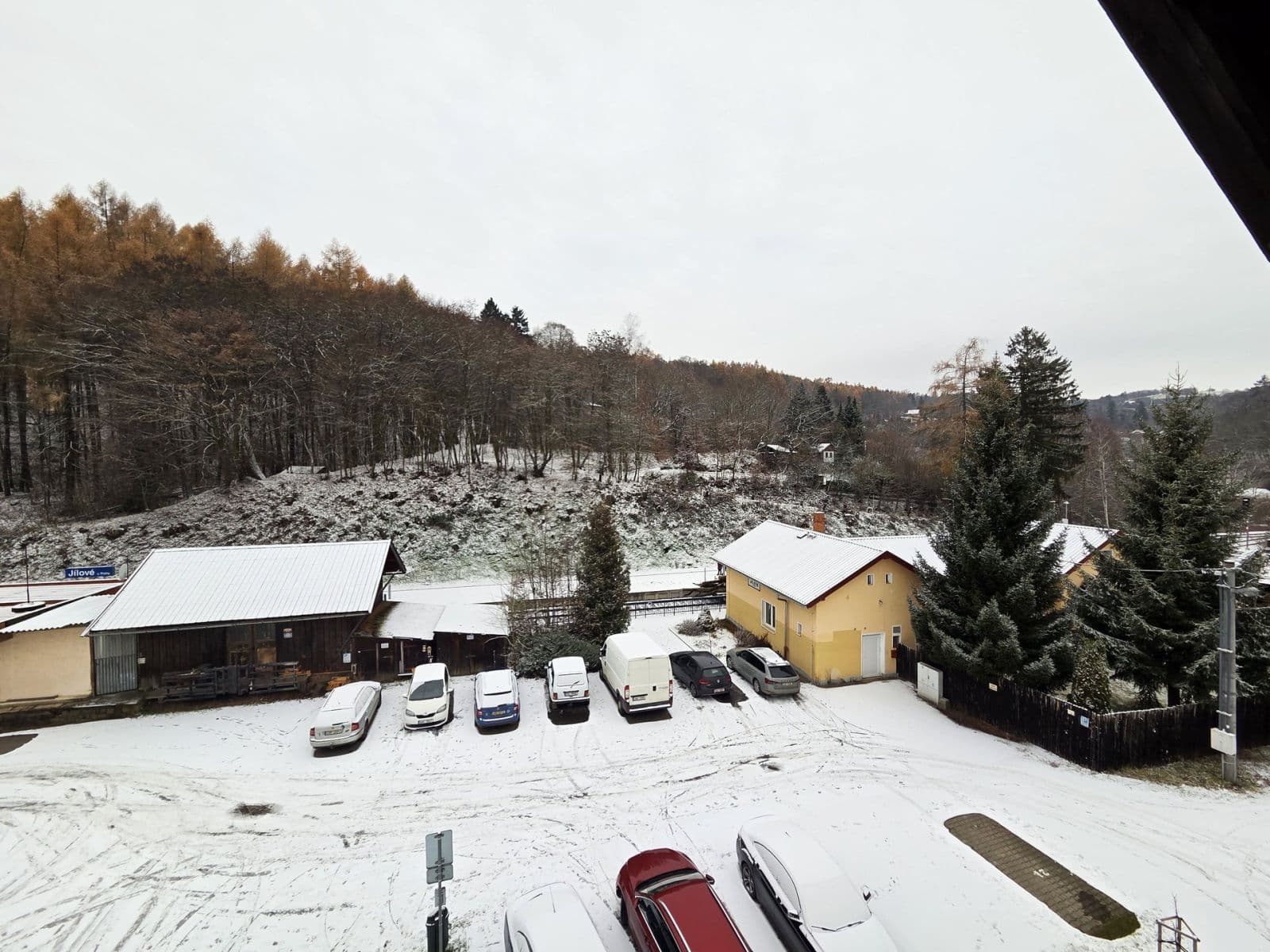 2 bedroom with open-plan kitchen flat to rent, 85 m², Jílové u Prahy, Středočeský Region 2 bedroom with open-plan kitchen flat to rent, 85 m², Jílové u Prahy, Středočeský Region