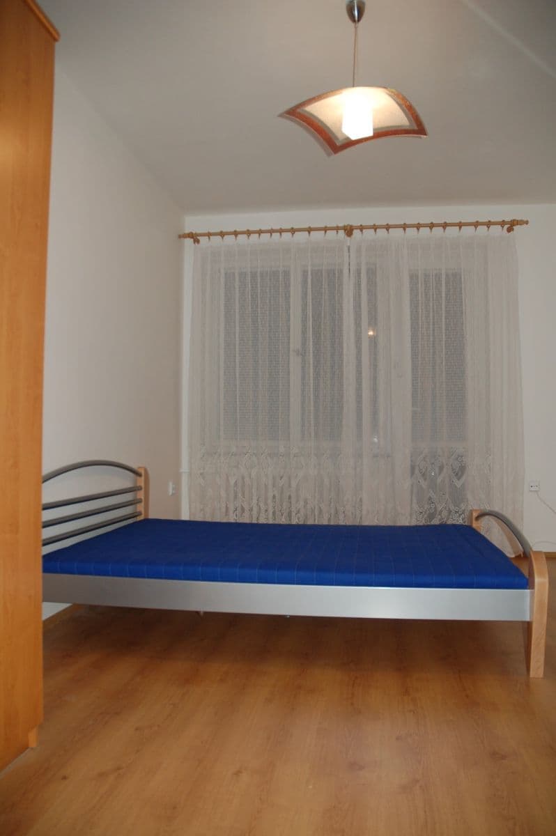 1 bedroom with open-plan kitchen flat to rent, 56 m², Karla IV., Pardubice, Pardubický Region 1 bedroom with open-plan kitchen flat to rent, 56 m², Karla IV., Pardubice, Pardubický Region