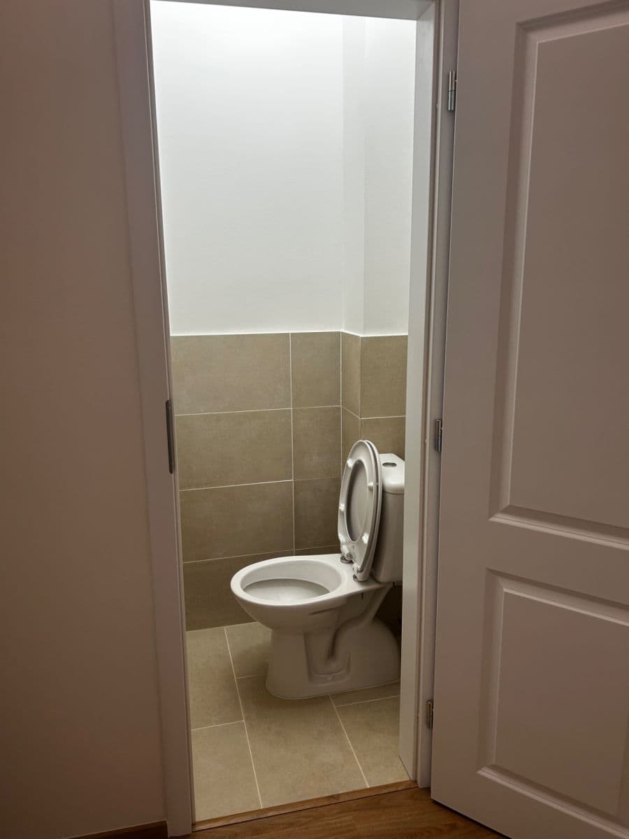 1 bedroom flat to rent, 33 m², Jeseniova, Prague, Prague 1 bedroom flat to rent, 33 m², Jeseniova, Prague, Prague