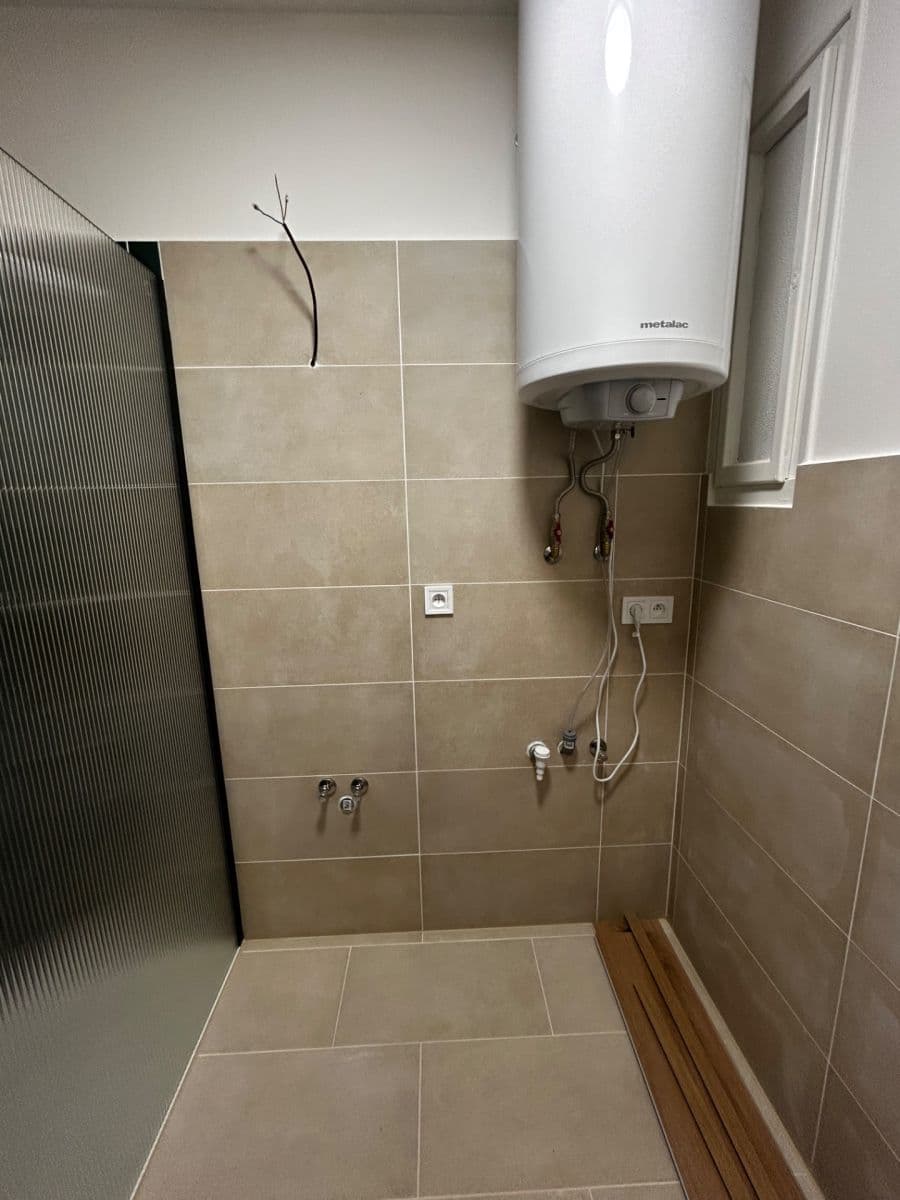 1 bedroom flat to rent, 33 m², Jeseniova, Prague, Prague 1 bedroom flat to rent, 33 m², Jeseniova, Prague, Prague