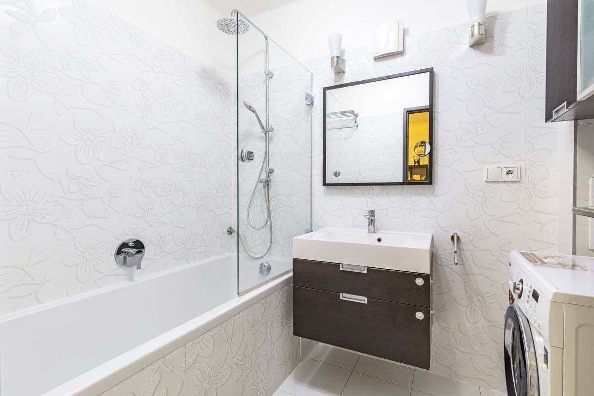 flat to rent, 92 m², Štefánikova, Prague, Prague flat to rent, 92 m², Štefánikova, Prague, Prague