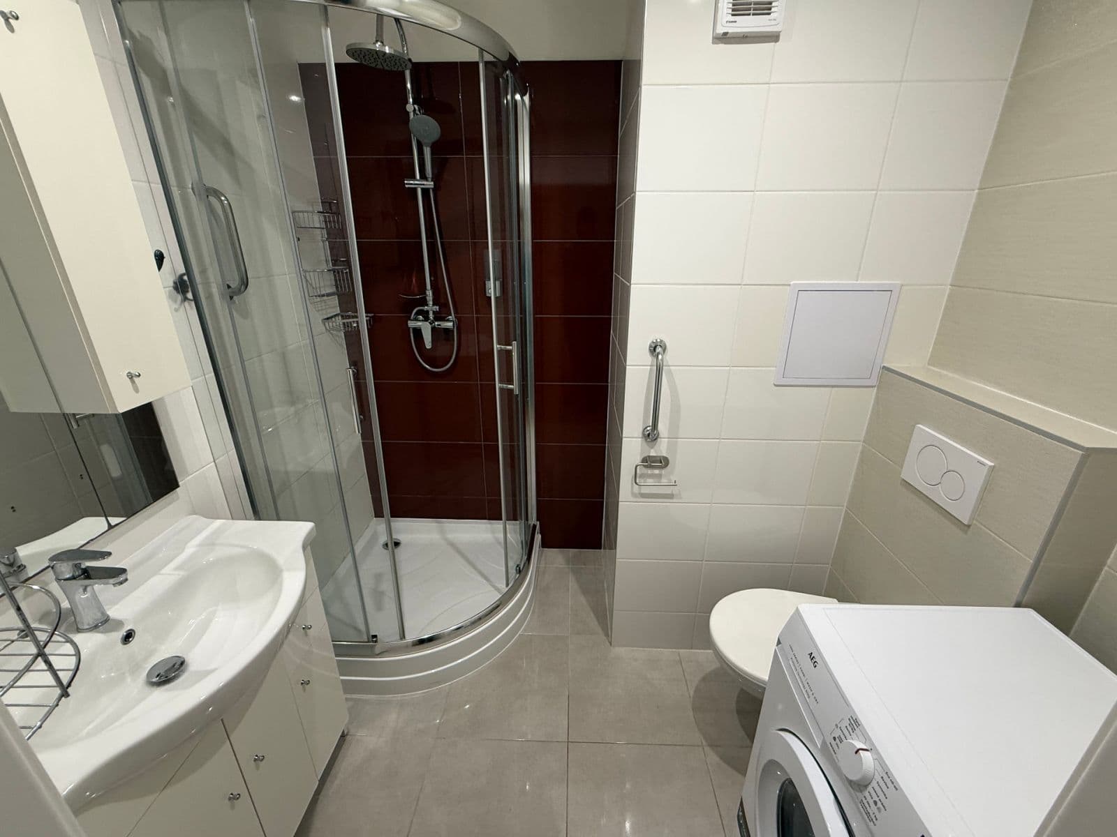 1 bedroom with open-plan kitchen flat to rent, 43 m², Blattného, Prague, Prague 1 bedroom with open-plan kitchen flat to rent, 43 m², Blattného, Prague, Prague