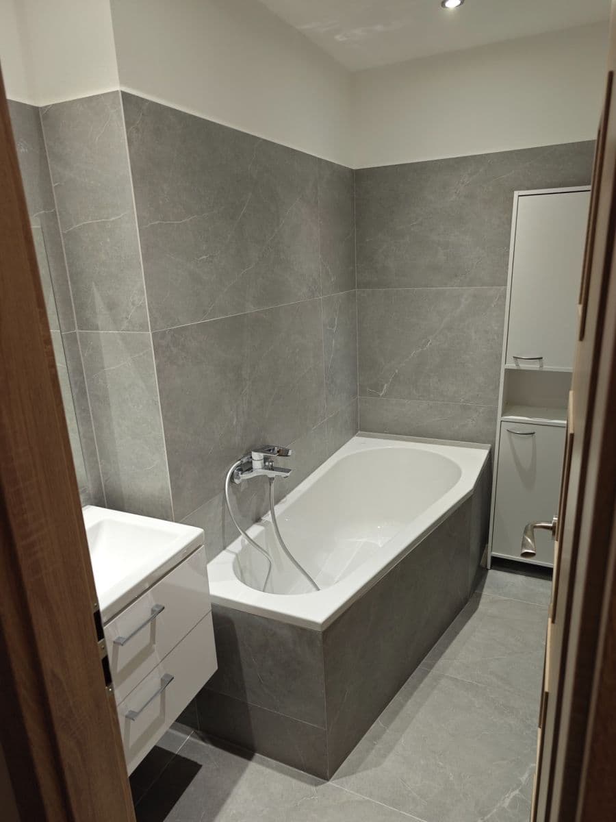 2 bedroom flat to rent, 58 m², Krajní, Plzeň, Plzeňský Region 2 bedroom flat to rent, 58 m², Krajní, Plzeň, Plzeňský Region