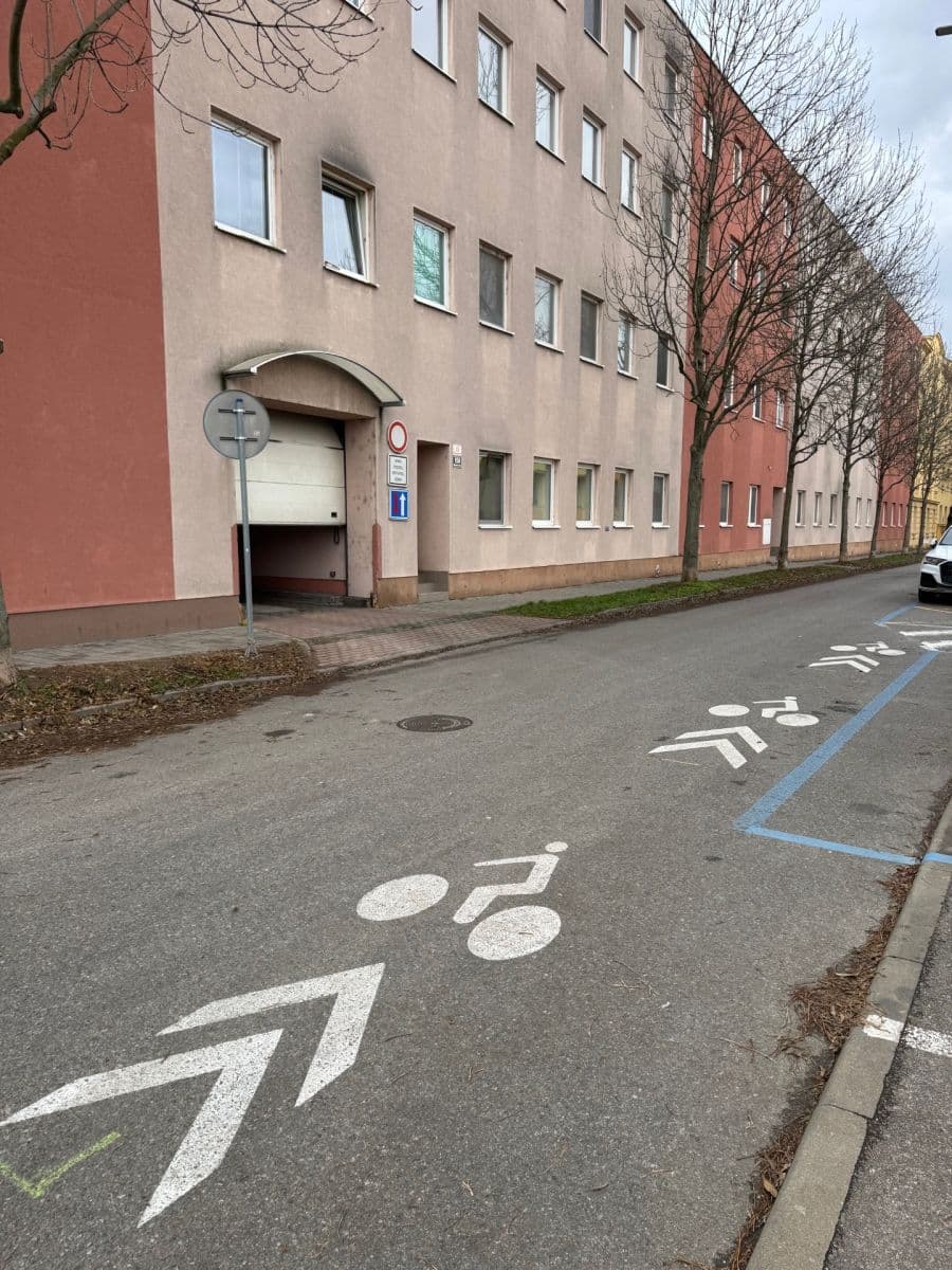 garage to rent, 16 m², Sekaninova, Brno, Jihomoravský Region garage to rent, 16 m², Sekaninova, Brno, Jihomoravský Region