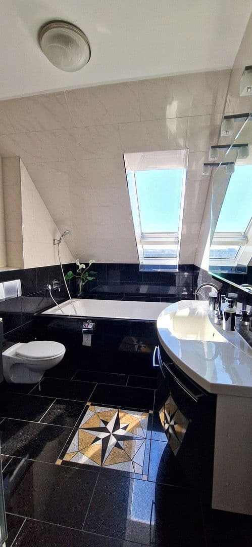 3 bedroom with open-plan kitchen flat for sale, 120 m², Freidingstr., 15, Hanover, Lower Saxony 3 bedroom with open-plan kitchen flat for sale, 120 m², Freidingstr., 15, Hanover, Lower Saxony