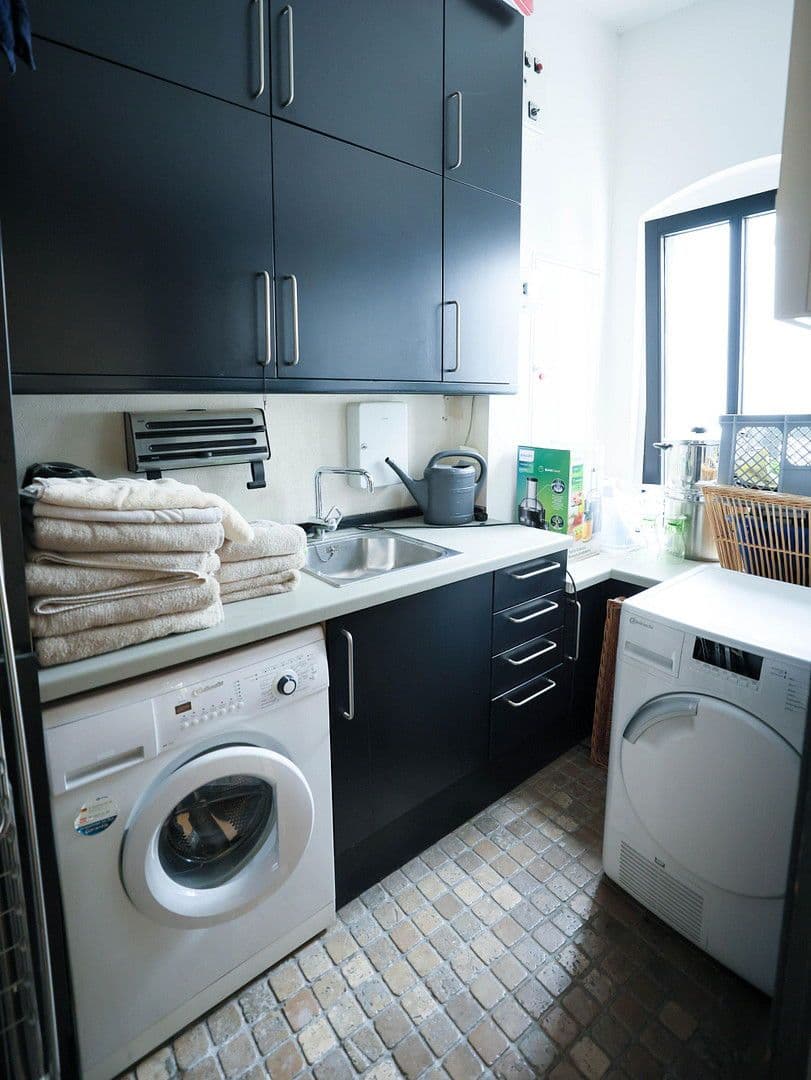 4 bedroom flat to rent, 256 m², Berlin, Berlin 4 bedroom flat to rent, 256 m², Berlin, Berlin