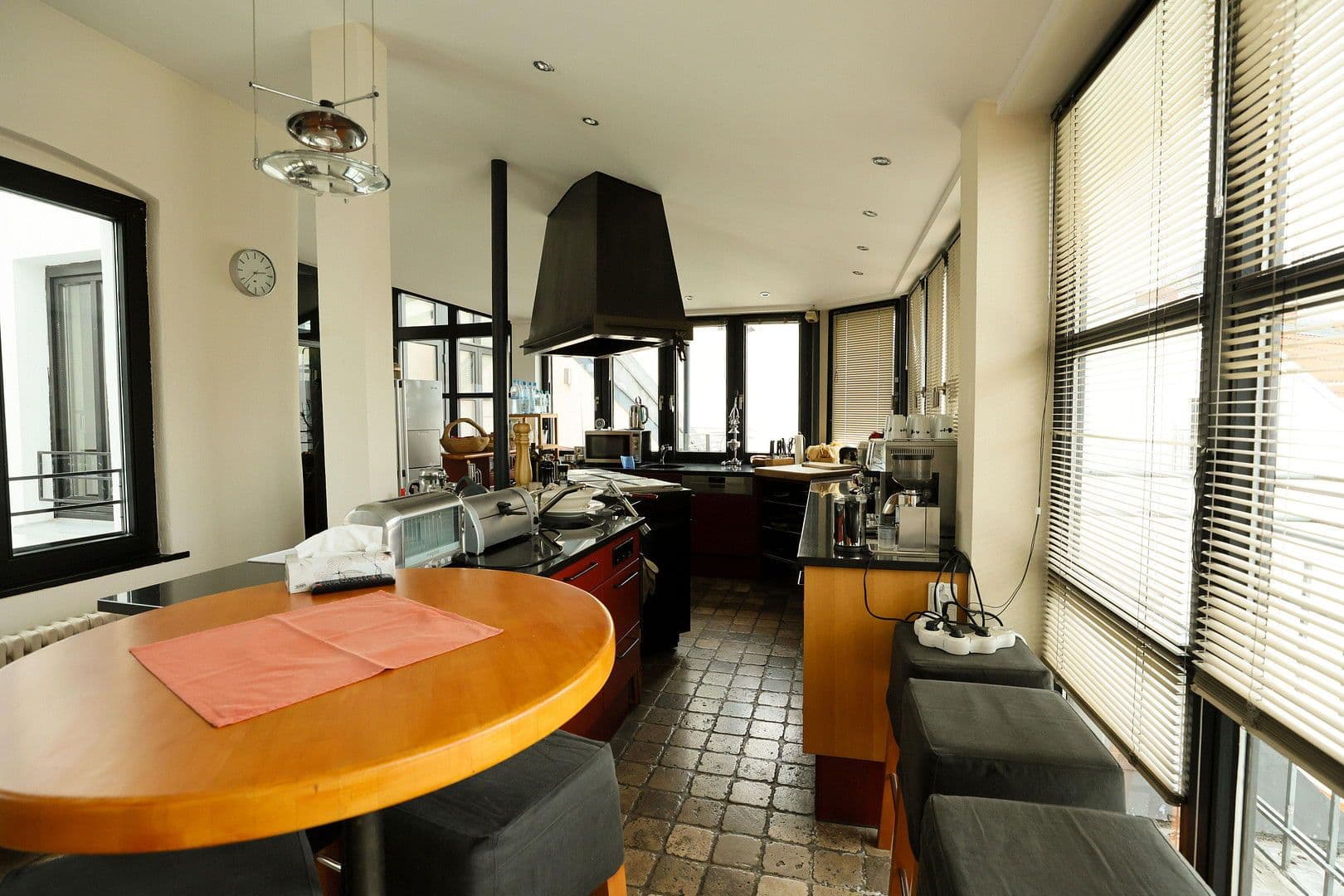 4 bedroom flat to rent, 256 m², Berlin, Berlin 4 bedroom flat to rent, 256 m², Berlin, Berlin