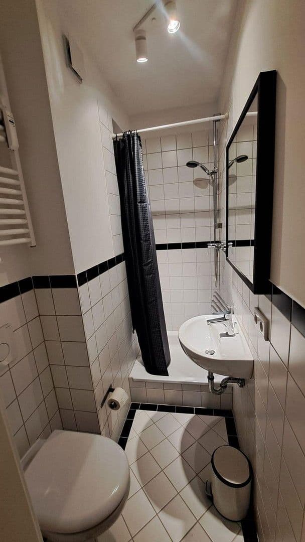 Studio flat to rent, 32 m², Revalerstr. 0, München, Bavaria Studio flat to rent, 32 m², Revalerstr. 0, München, Bavaria