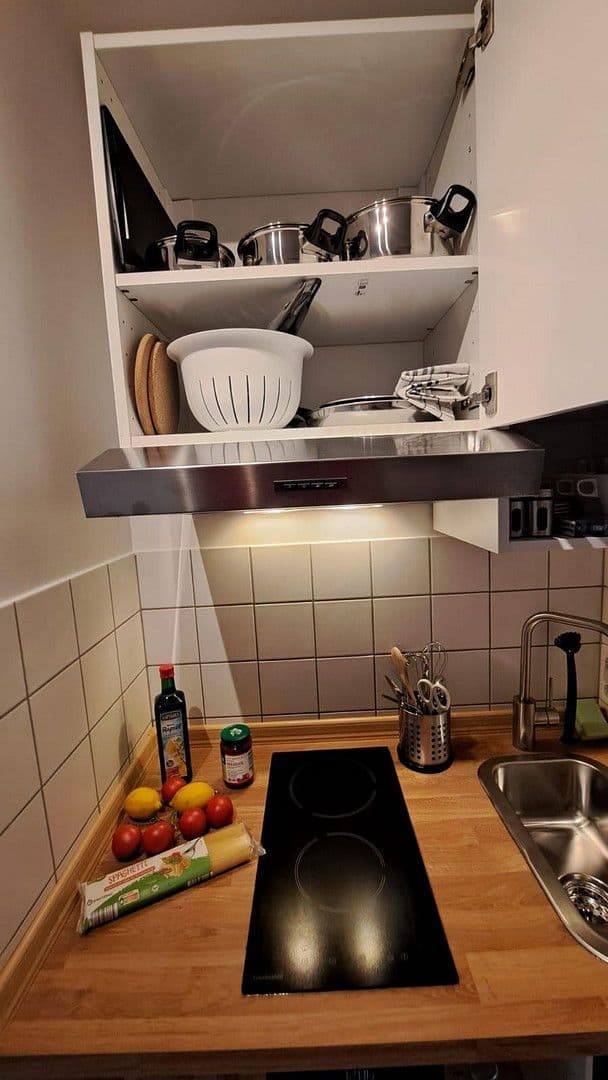 Studio flat to rent, 32 m², Revalerstr. 0, München, Bavaria Studio flat to rent, 32 m², Revalerstr. 0, München, Bavaria