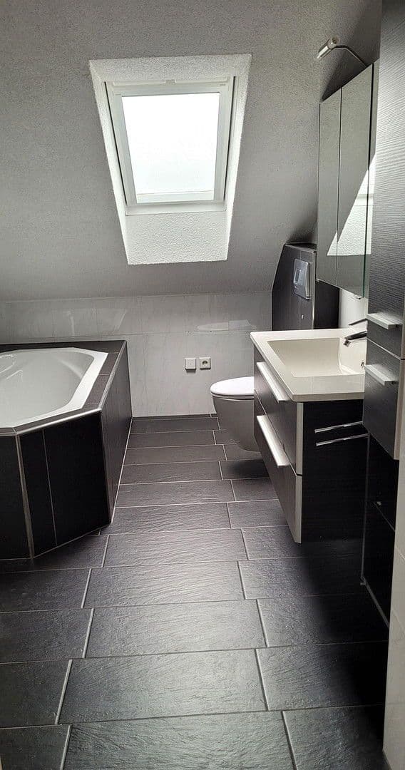 3 bedroom flat to rent, 102 m², Bretten, Baden-Württemberg 3 bedroom flat to rent, 102 m², Bretten, Baden-Württemberg