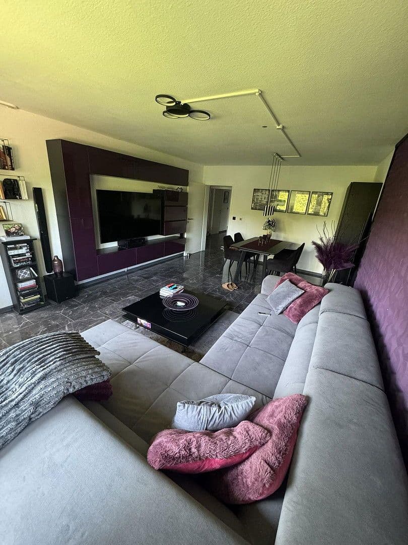 2 bedroom with open-plan kitchen flat for sale, 83 m², Erlangen, Bavaria 2 bedroom with open-plan kitchen flat for sale, 83 m², Erlangen, Bavaria